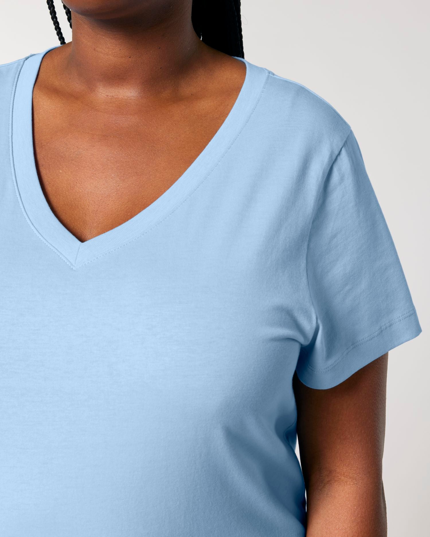 Camiseta orgánica de mujer con cuello en V - 155 GSM | Stella Isla STTW176