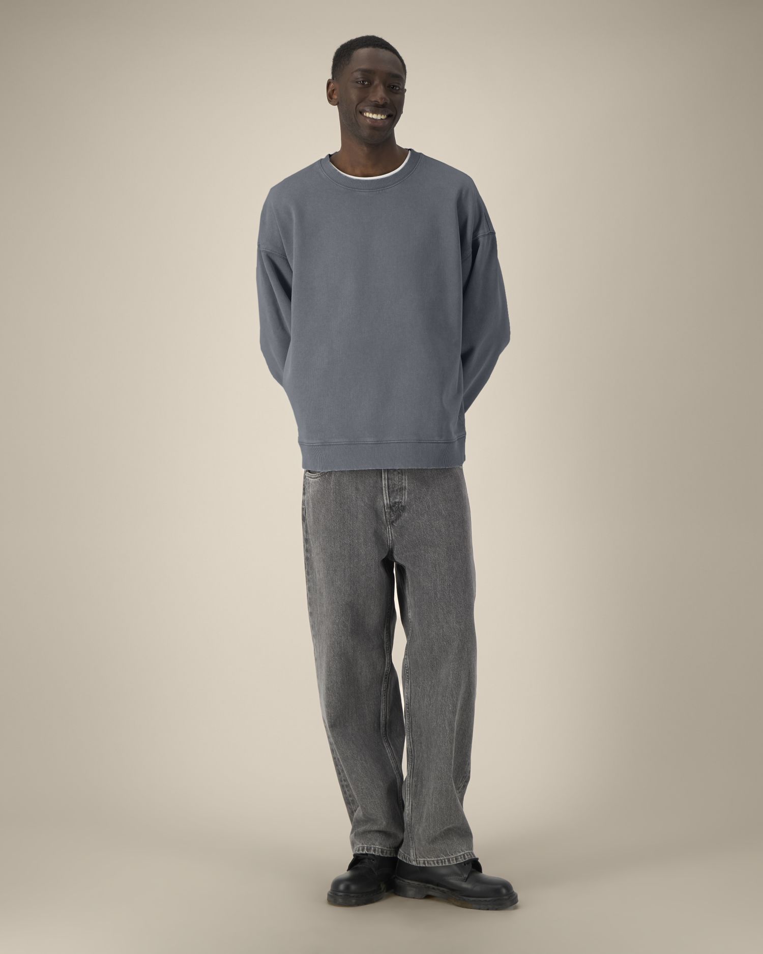 Unisex Organic Oversized Garment Dyed Crew Neck Sweatshirt - 380 GSM | Radder 2.0 Vintage STSU210