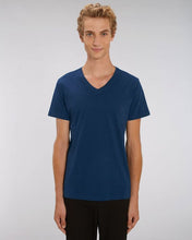 Camiseta orgánica con cuello en V para hombre - 155 g/m² | Presenter STTM562