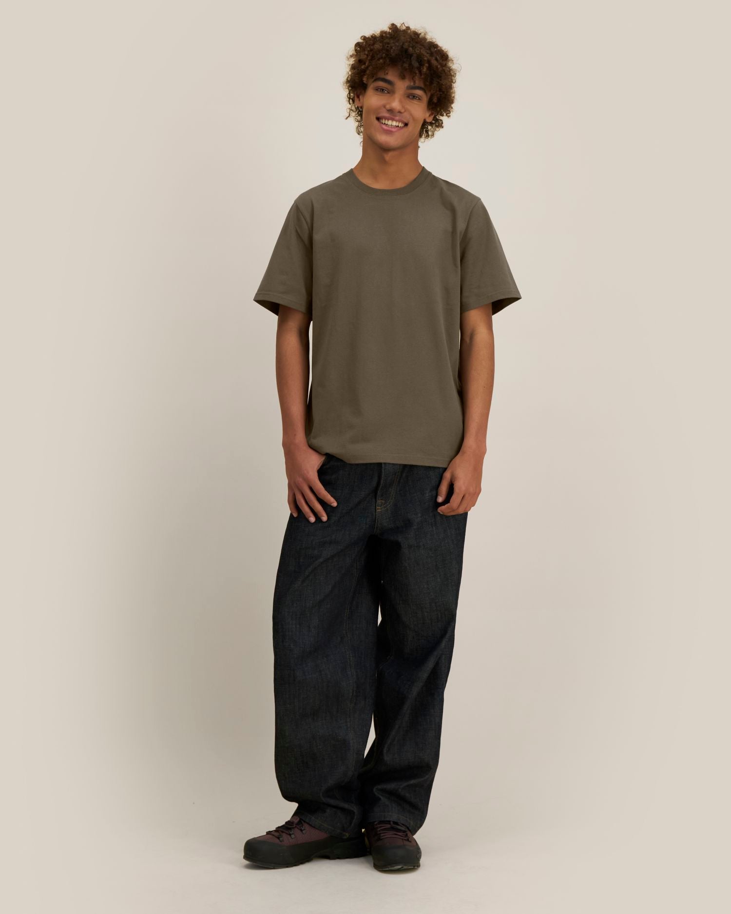 Unisex Heavyweight T-Shirt in Recycled Cotton - 220 GSM | Reeser - STTU272
