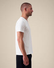 Camiseta orgánica con cuello en V para hombre - 155 g/m² | Presenter STTM562