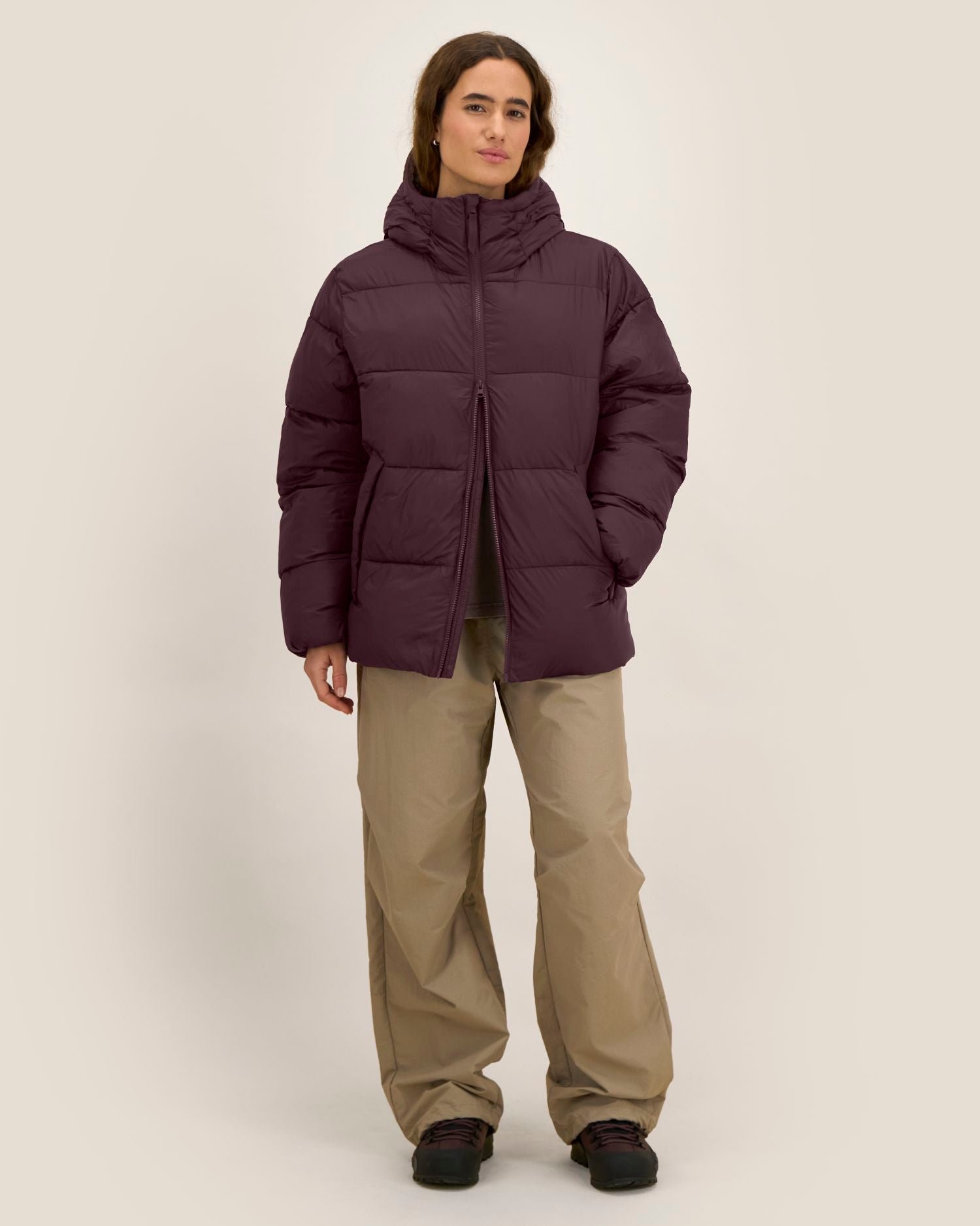 Unisex-Pufferjacke mit Kapuze aus recyceltem Nylon | Puffer 2.0 - STJU292