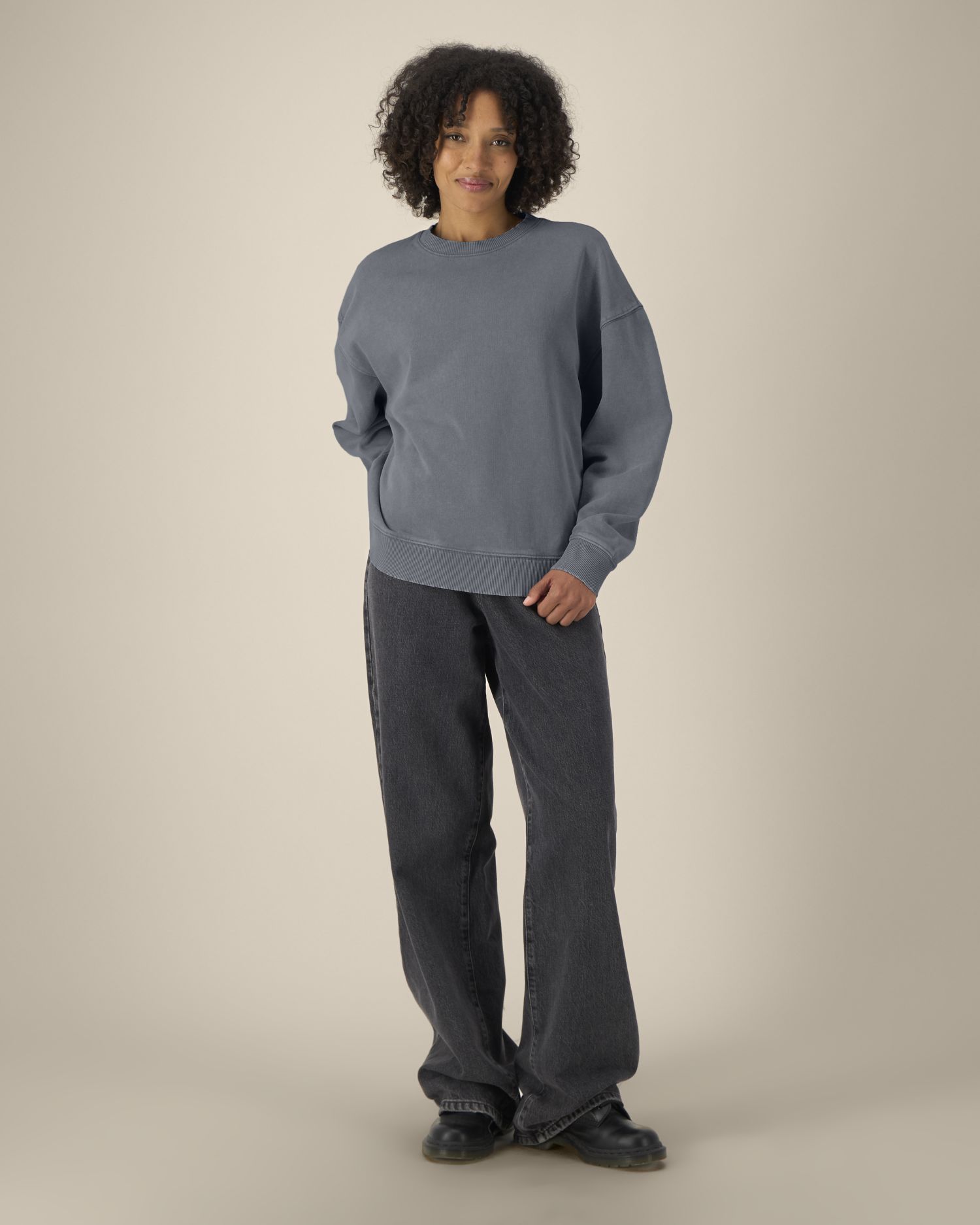 Unisex Organic Oversized Garment Dyed Crew Neck Sweatshirt - 380 GSM | Radder 2.0 Vintage STSU210