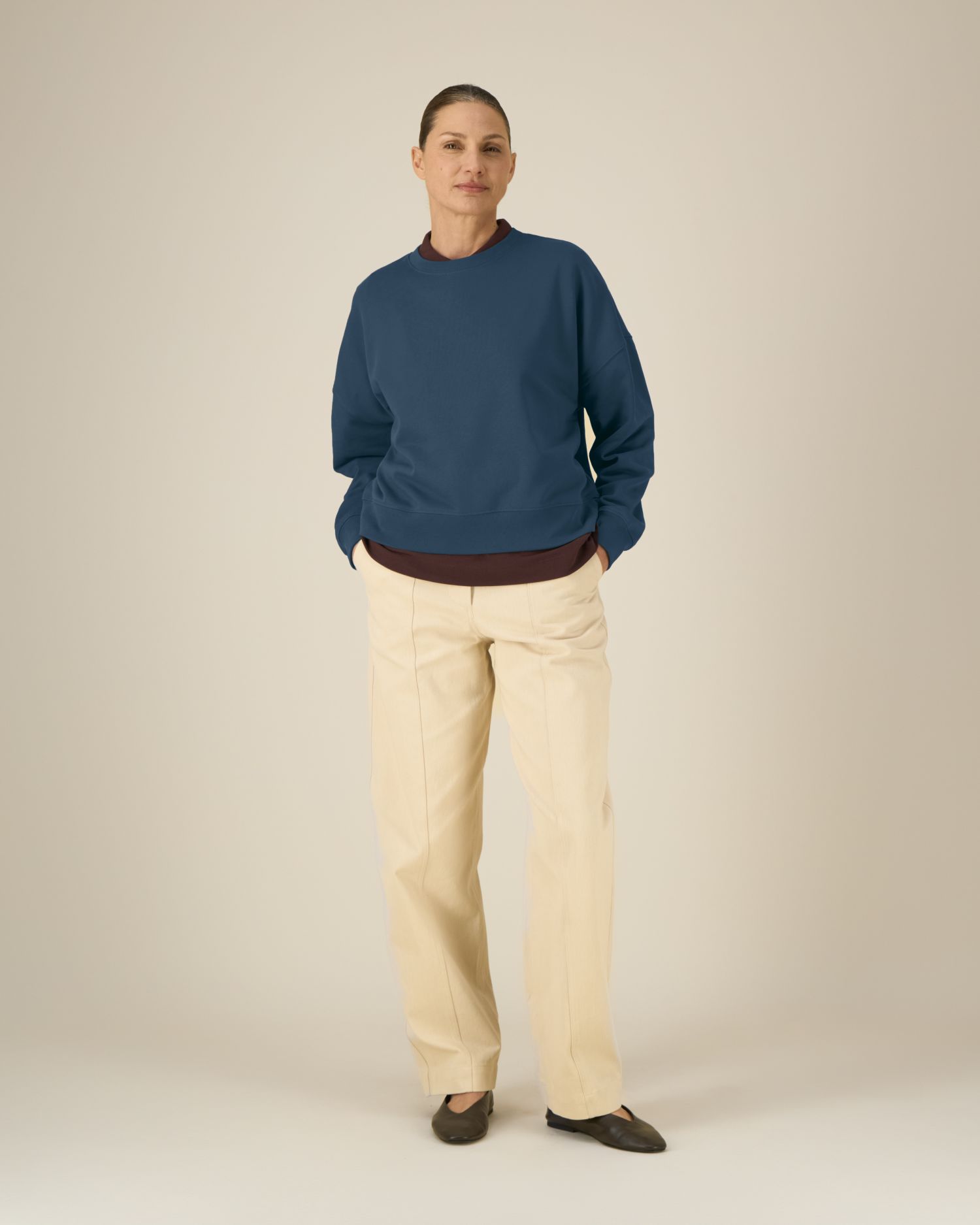 Women’s CrewNeck Sweatshirt - Organic Cotton, 300 GSM | Stella Alma STSW212