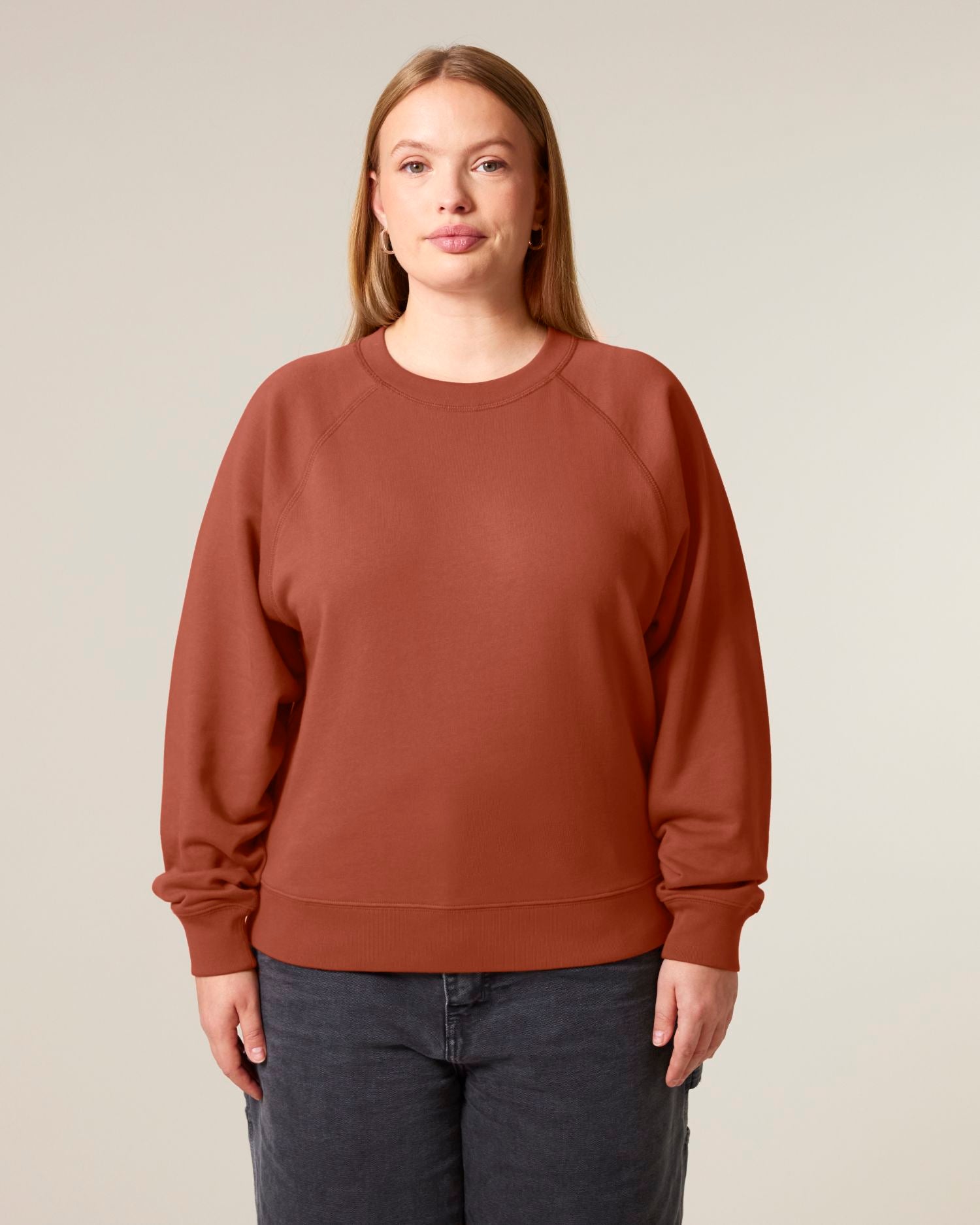 Women's Organic Cotton Raglan Sweatshirt - 300 GSM | Clara STSW217