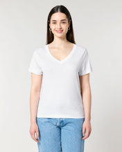 Camiseta orgánica de mujer con cuello en V - 155 GSM | Stella Isla STTW176