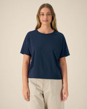 Women's T-shirt with curved high-low hem - 155 GSM | Stella Etta - STTW264