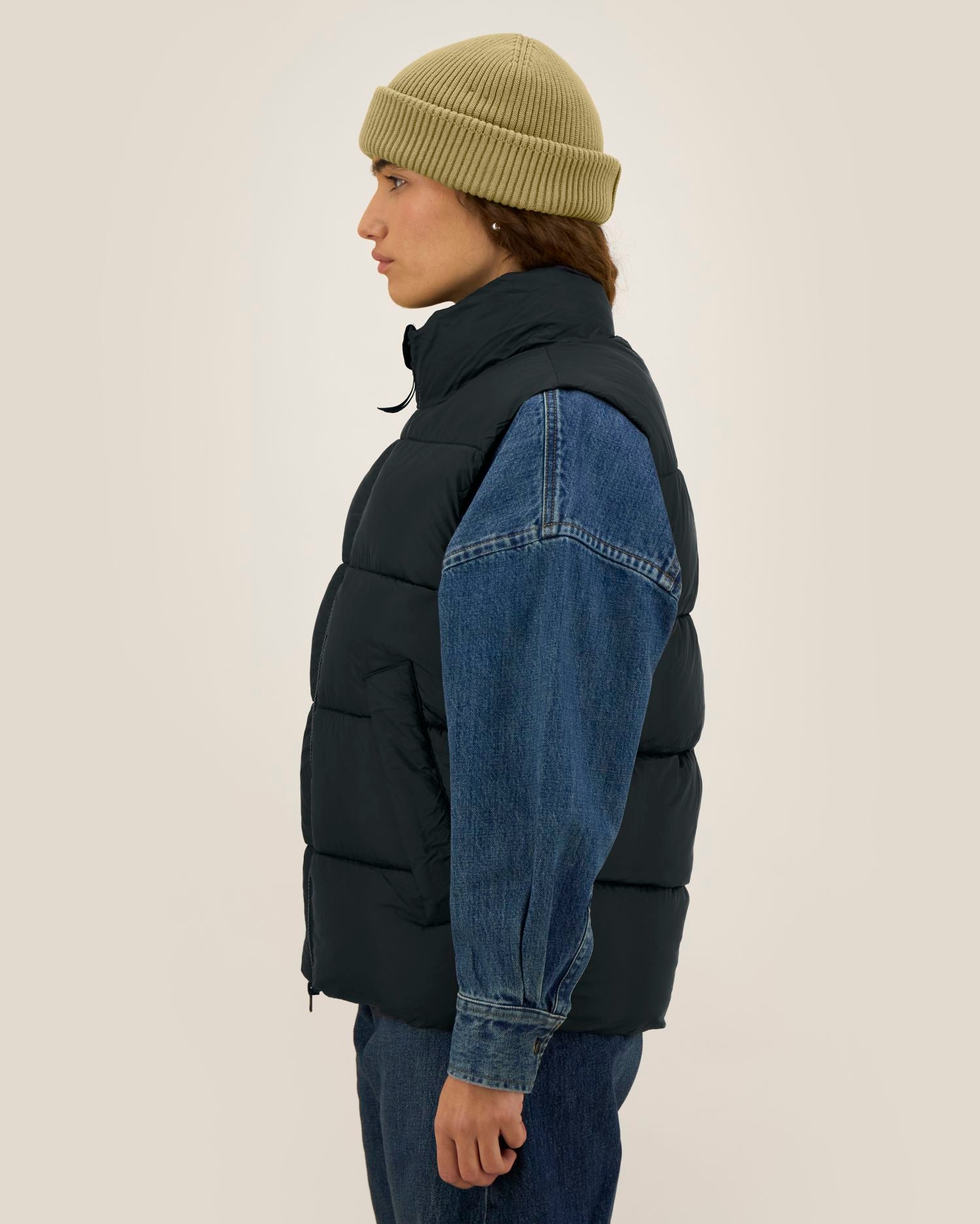 Unisex Padded Gilet in Recycled Nylon | Puffer Gilet 2.0 - STJU293