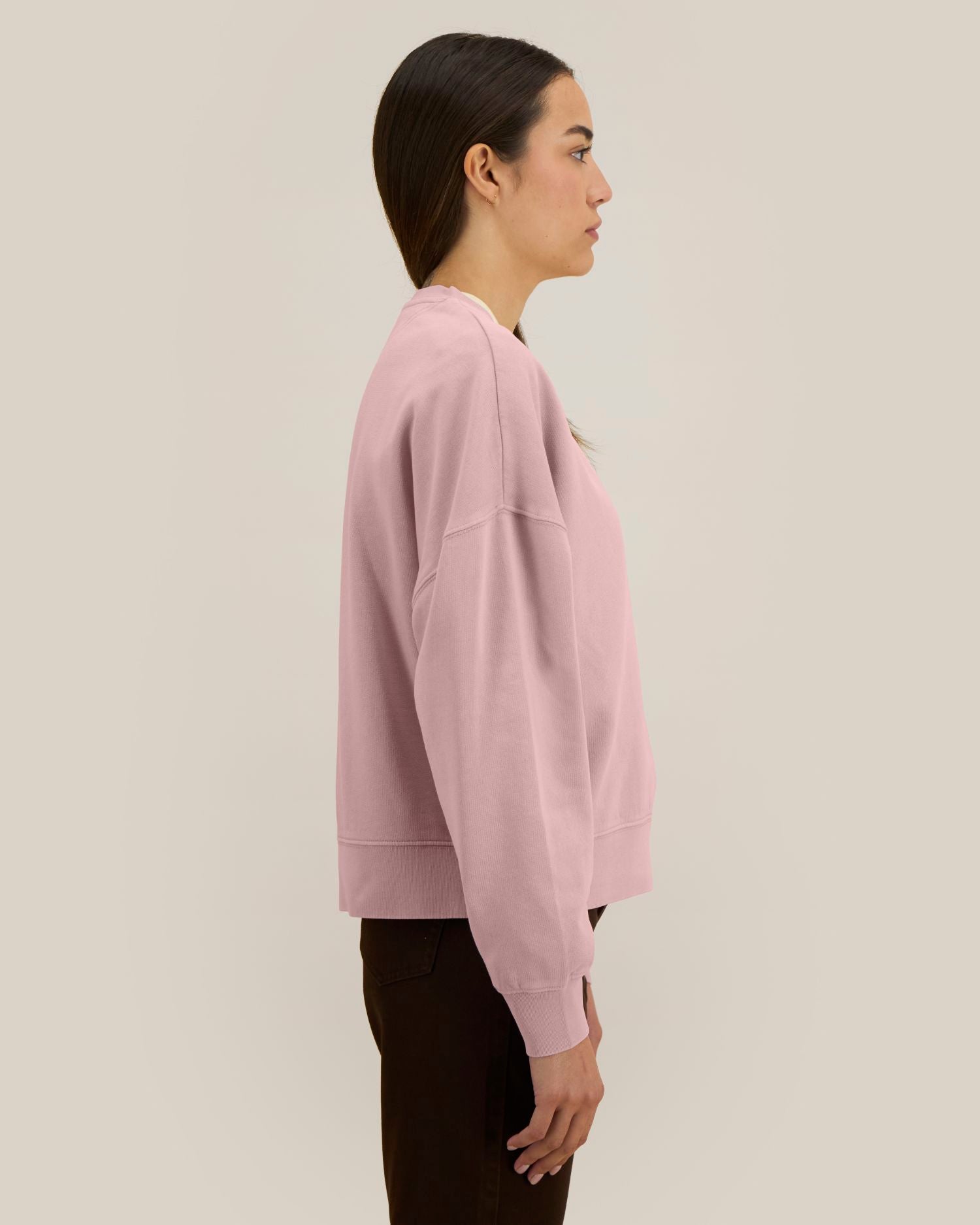 Garment-dyed Sweatshirt mit Rundhalsausschnitt für Damen – 320 g/m² | Stella Alma Vintage – STSW284
