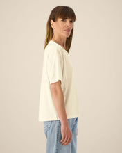 Women's T-shirt with curved high-low hem - 155 GSM | Stella Etta - STTW264