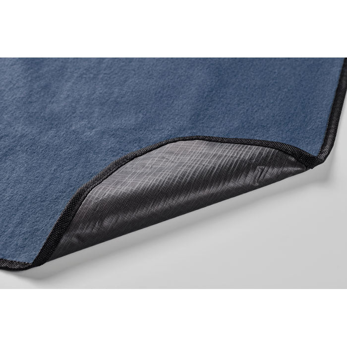 Foldable Polar Fleece Picnic Blanket with Zipper Pocket | VANIT - MO2978